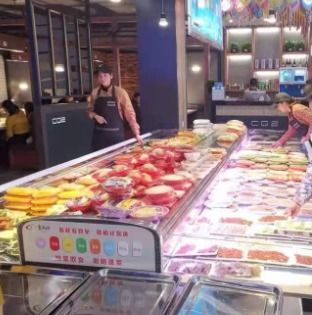 重庆仔新派火锅产品图片 重庆仔新派火锅店铺装修图片